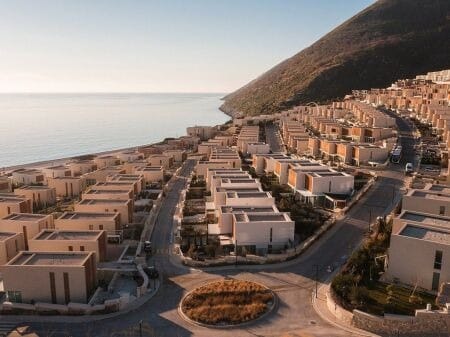 Shitet Apartament 2+1+2+Post Parkimi,Green Coast Resort