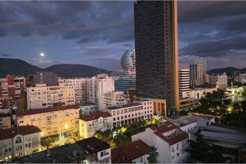 PENTHOUSE PER SHITJE NE QENDER!