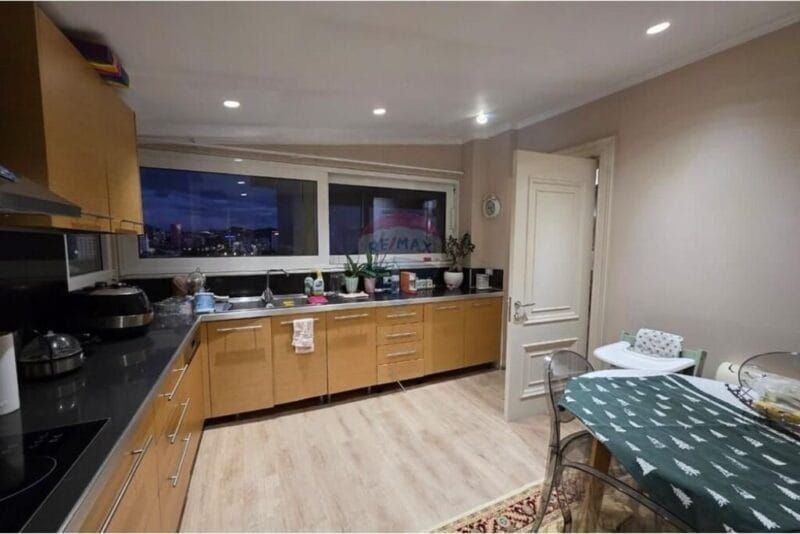 PENTHOUSE PER SHITJE NE QENDER!