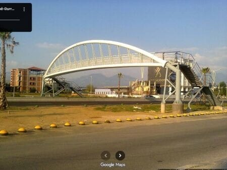 Magazinë/Kapanon - Për Shitje - Autostrada Tiranë Durrës, Tiranë