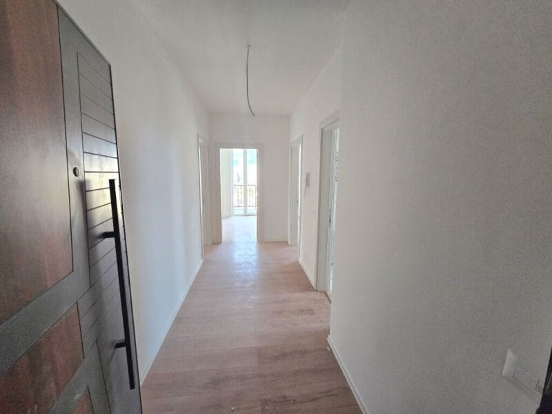 Apartament 2+1 per Shitje ne Paskuqan